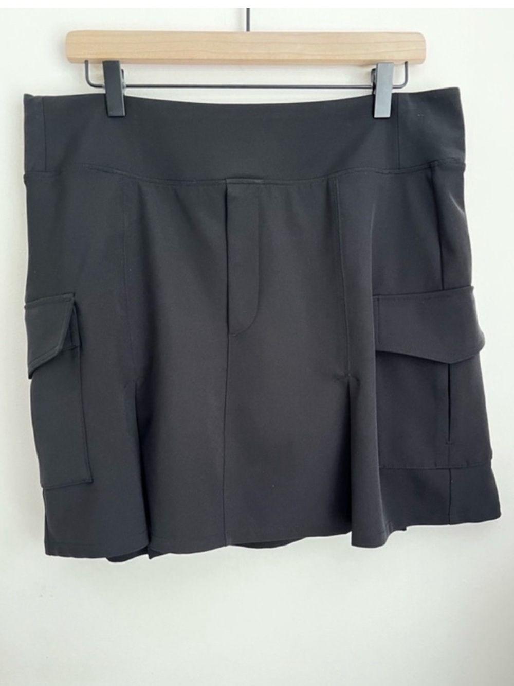 Athleta Endless High Rise Cargo Skort Short Skirt Black Tennis Active Stretch 6